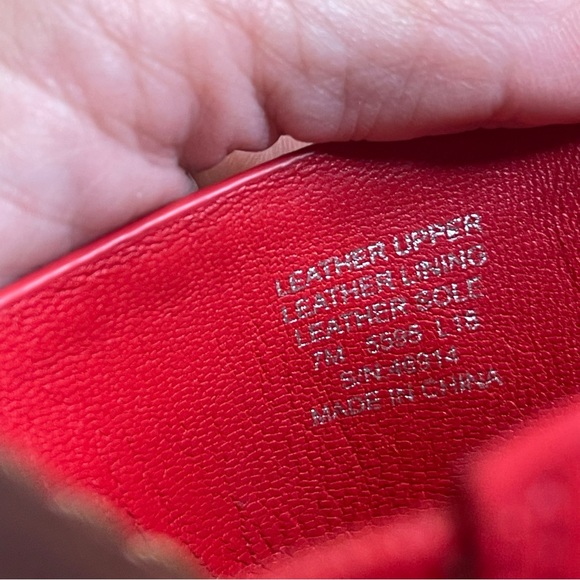 Tory Burch Patos Disk Thong Leather Sandals, Brilliant Red/Gold Size 7M - Picture 8 of 8